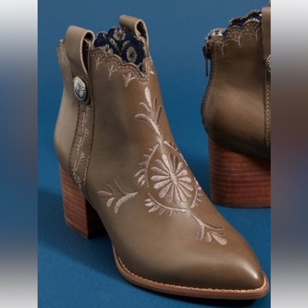 Seychelles Brown Embroidered Habitat Western Ankle Booties with Floral Lining